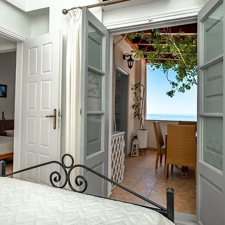 By Thira Fira (Santorini)