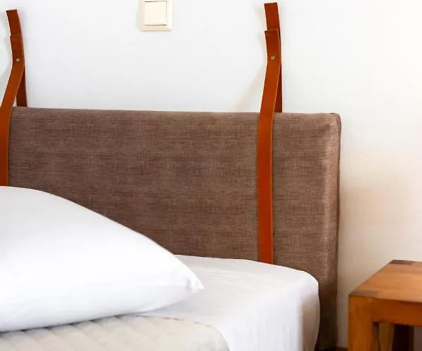 By Thira Fira (Santorini)